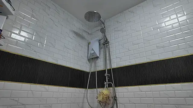 lukegunn online show from November 11, 3:12 am