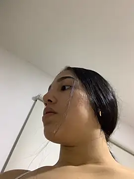 Snapshot of Amandanauty chatting on October 16, 5:27 am Amandanauty online show from October 16, 5:27 am