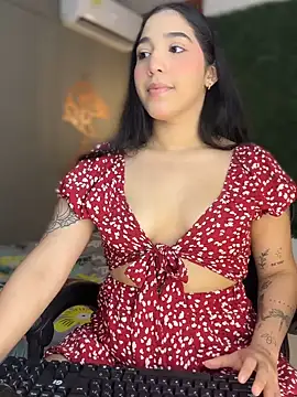 Snapshot of Amandanauty chatting on November 25, 5:52 am Amandanauty online show from November 25, 5:52 am