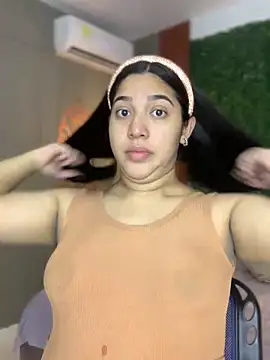 Snapshot of Amandanauty chatting on January 18, 8:51 pm Amandanauty online show from January 18, 8:51 pm