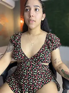 Amandanauty online show from January 16, 7:23 am