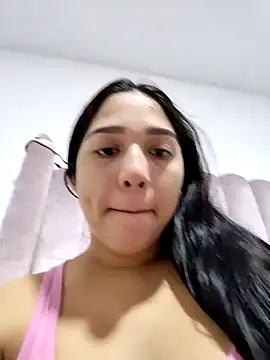 Snapshot of Amandanauty chatting on February 14, 6:19 pm Amandanauty online show from February 14, 6:19 pm