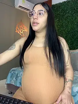 Snapshot of Amandanauty chatting on February 28, 9:33 pm Amandanauty online show from February 28, 9:33 pm