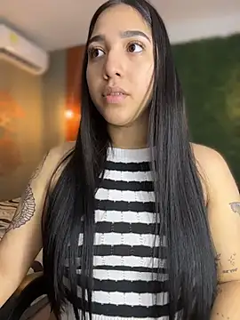 Amandanauty online show from March 27, 7:17 am