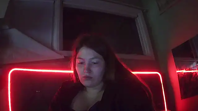 Angelk43 online show from May 2, 6:51 am