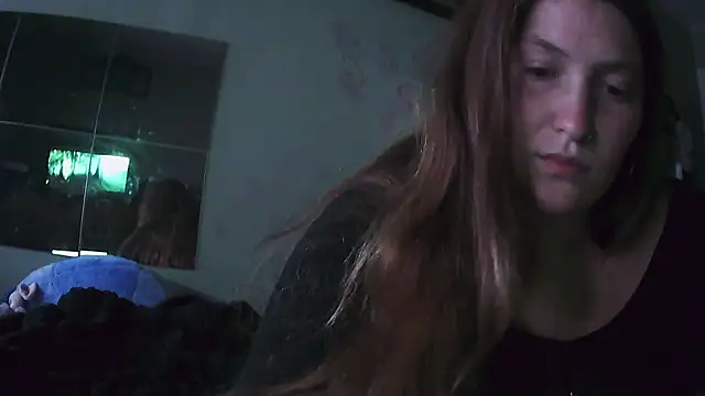 Snapshot of Angelk43 chatting on July 26, 2:51 am Angelk43 online show from July 26, 2:51 am