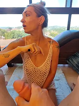 MissLMrJ online show from December 15, 7:14 am