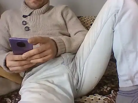 Snapshot of aroj95 chatting on January 12, 12:23 pm aroj95 online show from January 12, 12:23 pm