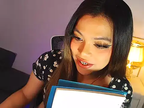 MajesticKitana online show from February 14, 3:18 am