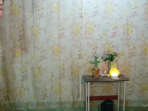 Snapshot of OdessaBODY chatting on July 17, 3:09 pm OdessaBODY online show from July 17, 3:09 pm