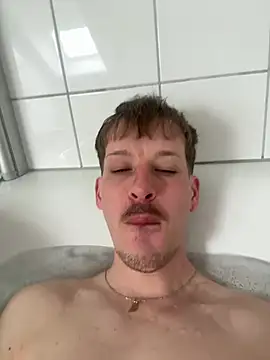 creampieboytim online show from April 3, 10:22 am