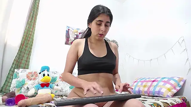 camila camila online show from February 12, 3:56 pm