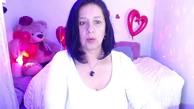 camilalatti online show from February 11, 12:54 am