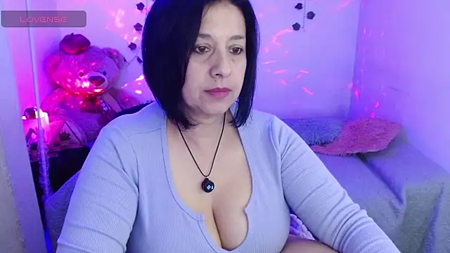 Snapshot of camilalatti chatting on September 14, 12:33 am camilalatti online show from September 14, 12:33 am