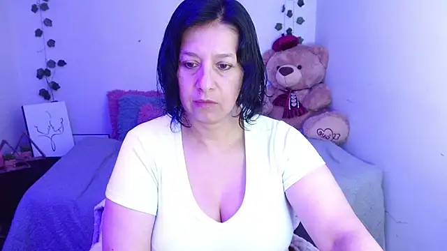 Snapshot of camilalatti chatting on September 23, 4:25 pm camilalatti online show from September 23, 4:25 pm
