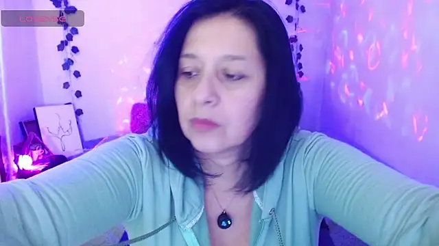 camilalatti online show from December 5, 12:43 am