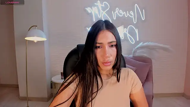 Snapshot of MarieJaneX chatting on January 11, 10:51 am MarieJaneX online show from January 11, 10:51 am