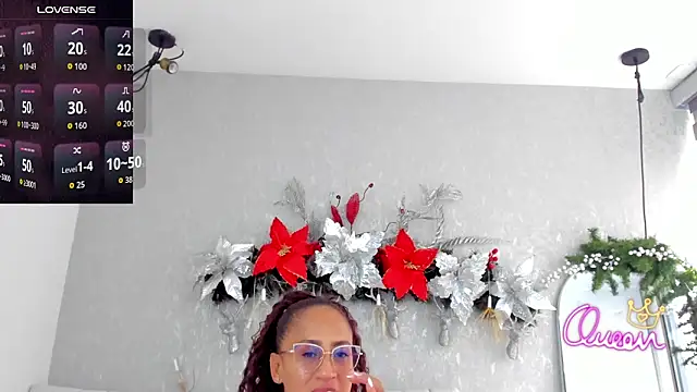 Snapshot of EmmaFerrary chatting on January 6, 6:23 pm EmmaFerrary online show from January 6, 6:23 pm