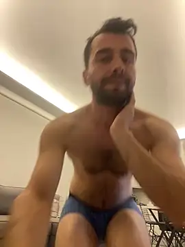 Snapshot of Emre-34 chatting on September 20, 4:56 pm Emre-34 online show from September 20, 4:56 pm