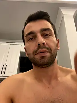 Snapshot of Emre-34 chatting on October 29, 4:39 pm Emre-34 online show from October 29, 4:39 pm