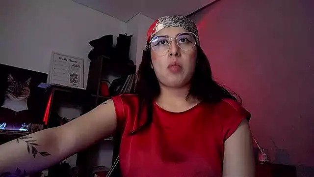 Snapshot of Scarlett_Sen chatting on October 13, 3:02 pm Scarlett Sen online show from October 13, 3:02 pm