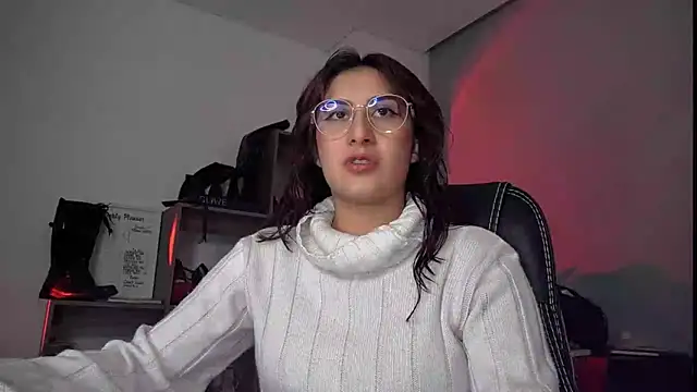 Snapshot of Scarlett_Sen chatting on September 17, 3:47 pm Scarlett Sen online show from September 17, 3:47 pm