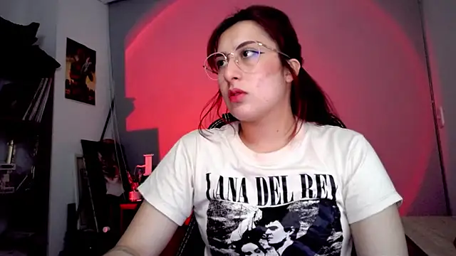 Scarlett Sen online show from November 18, 6:00 pm