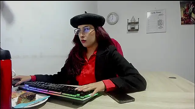 Snapshot of Scarlett_Sen chatting on March 4, 12:55 pm Scarlett Sen online show from March 4, 12:55 pm