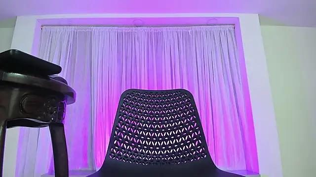 jaddyk  online show from November 3, 9:51 pm