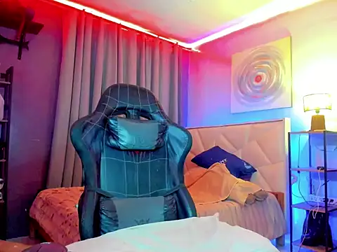 Amethyst ts online show from November 29, 8:20 pm