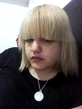 Snapshot of shaynarg chatting on November 14, 2:15 am shaynarg online show from November 14, 2:15 am