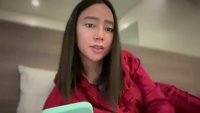 Snapshot of GenesisCastillano chatting on September 11, 6:46 am GenesisCastillano online show from September 11, 6:46 am