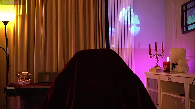 Your Nicolett online show from July 9, 11:37 pm