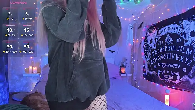 Misty Shadow online show from November 2, 10:59 pm