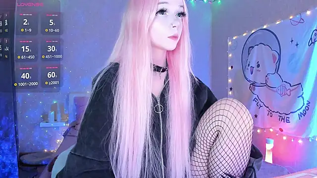 Misty Shadow online show from November 28, 11:05 pm