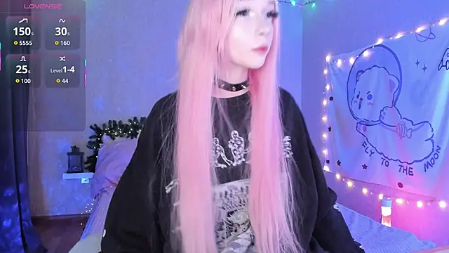 Misty Shadow online show from March 24, 9:15 pm