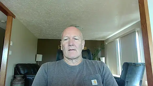 Snapshot of BasicAnt chatting on September 29, 4:56 pm BasicAnt online show from September 29, 4:56 pm