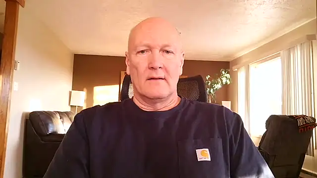 Snapshot of BasicAnt chatting on February 8, 2:48 pm BasicAnt online show from February 8, 2:48 pm