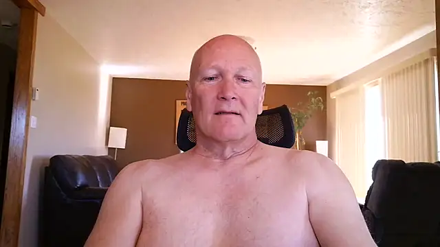 Snapshot of BasicAnt chatting on May 12, 3:07 pm BasicAnt online show from May 12, 3:07 pm