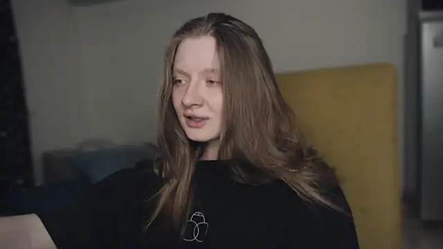 mollytuck online show from January 18, 3:05 pm