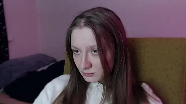 mollytuck online show from February 28, 2:42 pm