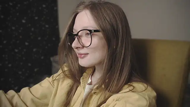 mollytuck online show from February 2, 2:02 pm