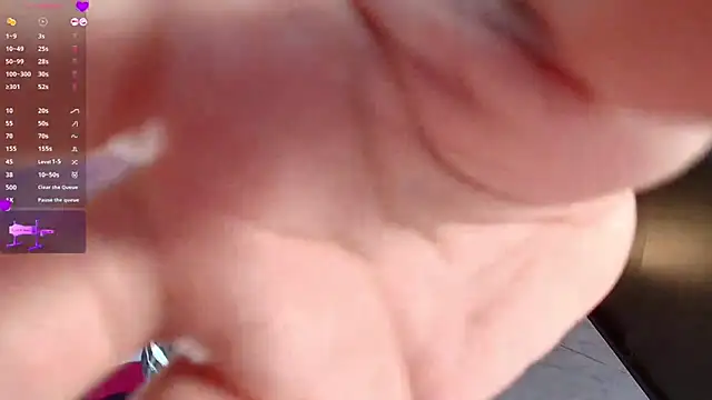 sheerly online show from October 31, 7:21 pm