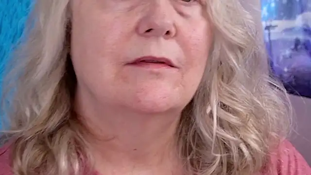 Kaitlyn Winters online show from February 10, 7:24 pm