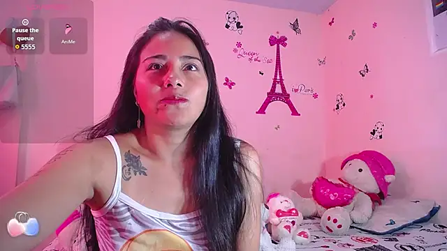 Snapshot of hanna_girl21 chatting on October 15, 7:11 pm hanna girl21 online show from October 15, 7:11 pm