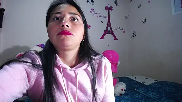 hanna girl21 online show from April 15, 1:55 am