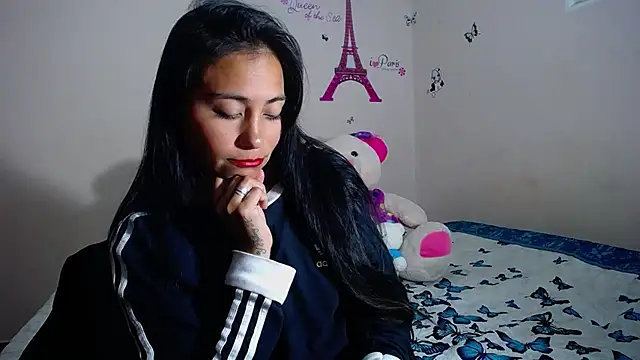 hanna girl21 online show from December 4, 11:48 pm