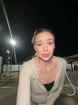 HopeHeaven online show from February 6, 9:28 pm