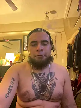 Snapshot of cnasty5621333 chatting on December 5, 9:00 am cnasty5621333 online show from December 5, 9:00 am