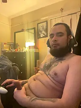 Snapshot of cnasty5621333 chatting on October 13, 3:46 pm cnasty5621333 online show from October 13, 3:46 pm